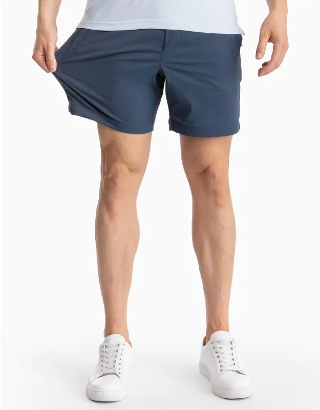 Khaki Regular 7" Shorts In Navy